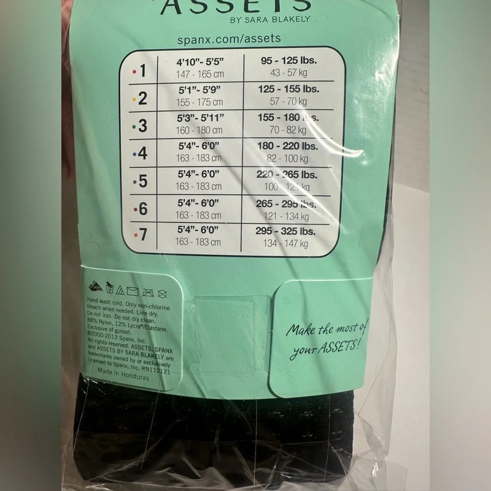 SPANX Assets by Sara Blakely Shaping Tights Women's 3 Black Textured‎ Wish Bone